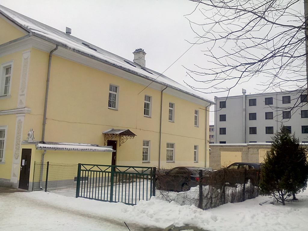 Central Hotel Нарва Экстерьер фото